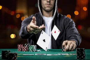 Khái niệm về luật chơi môn poker?
